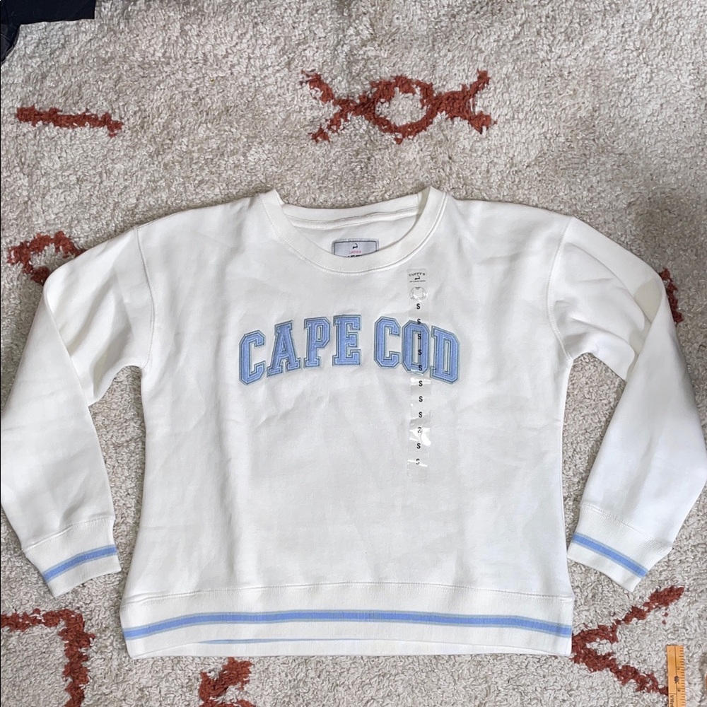 NWT- Cuffy’s- Preppy Oversized CC Crew- Sz Sml - White/Blue Varsity Cuffs